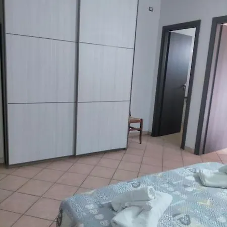 Per Brevi Periodi. Appartement Scafati
